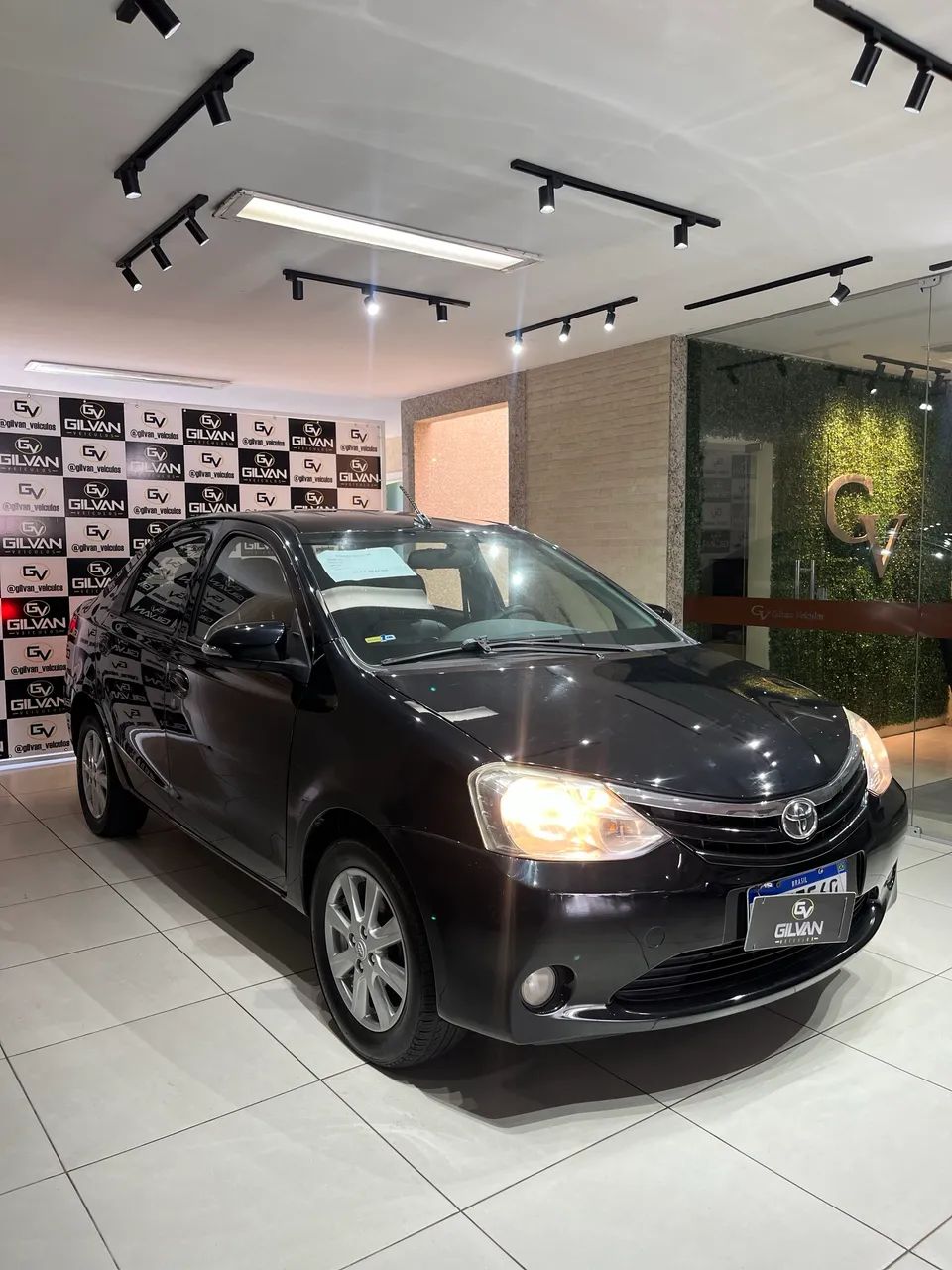 Toyota ETIOS 4
