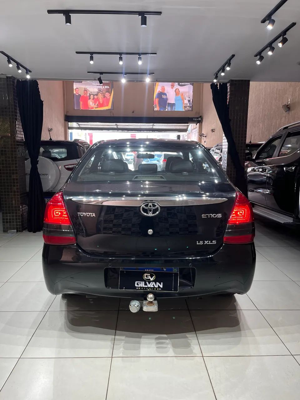 Toyota ETIOS 12