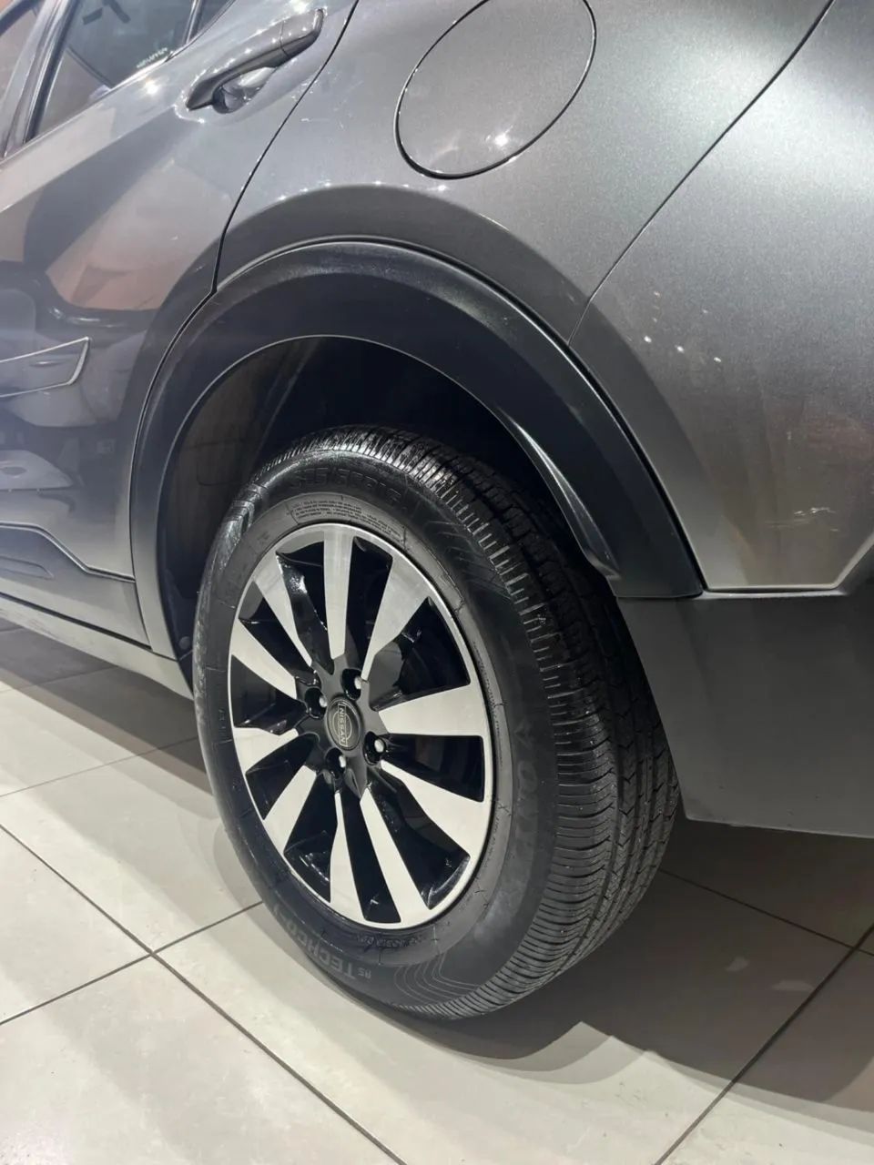 Nissan KICKS 11