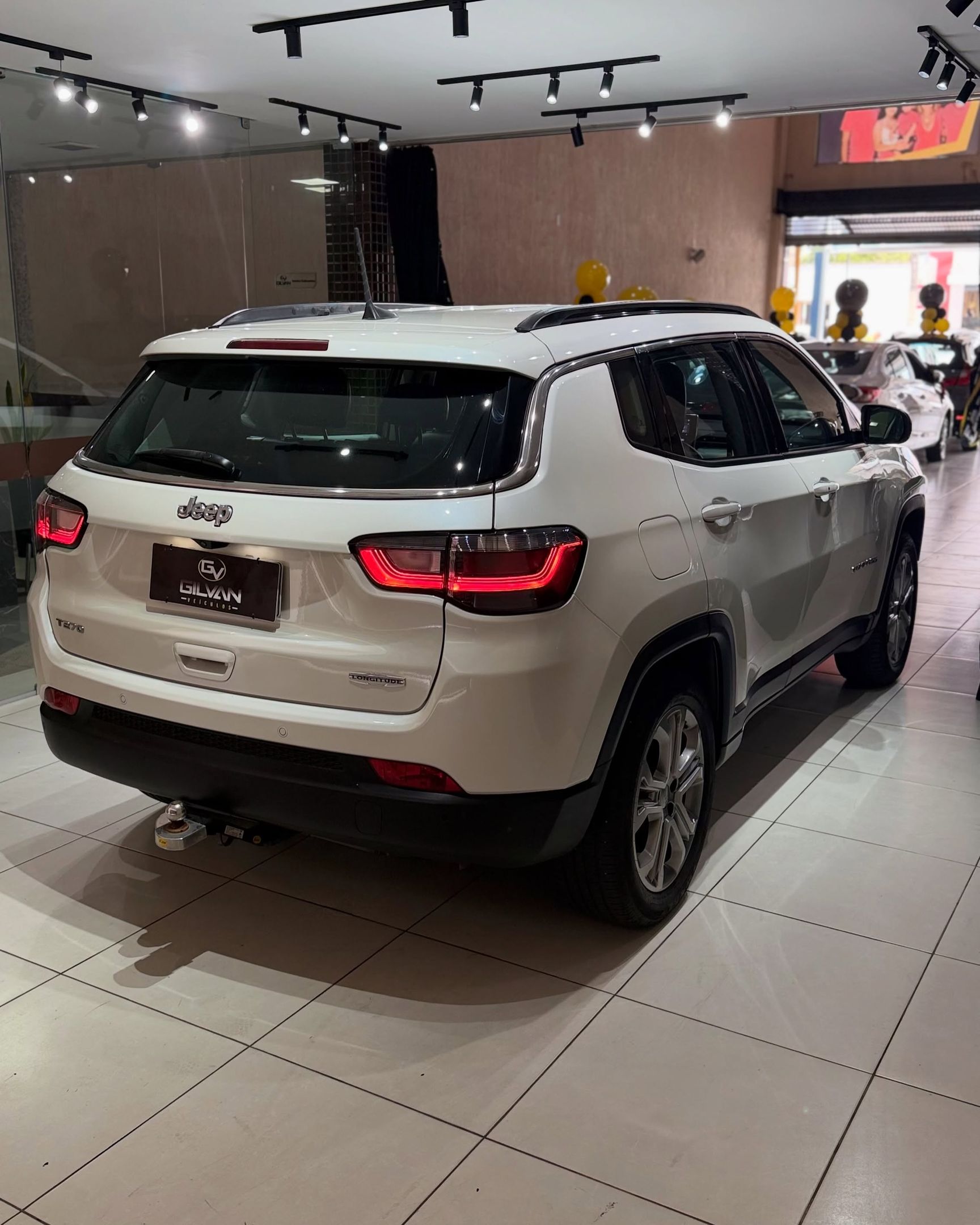 Jeep COMPASS 9