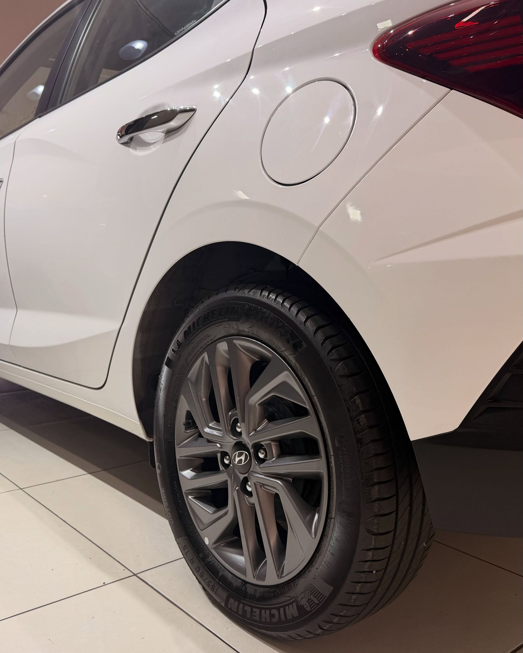 Hyundai HB20 12