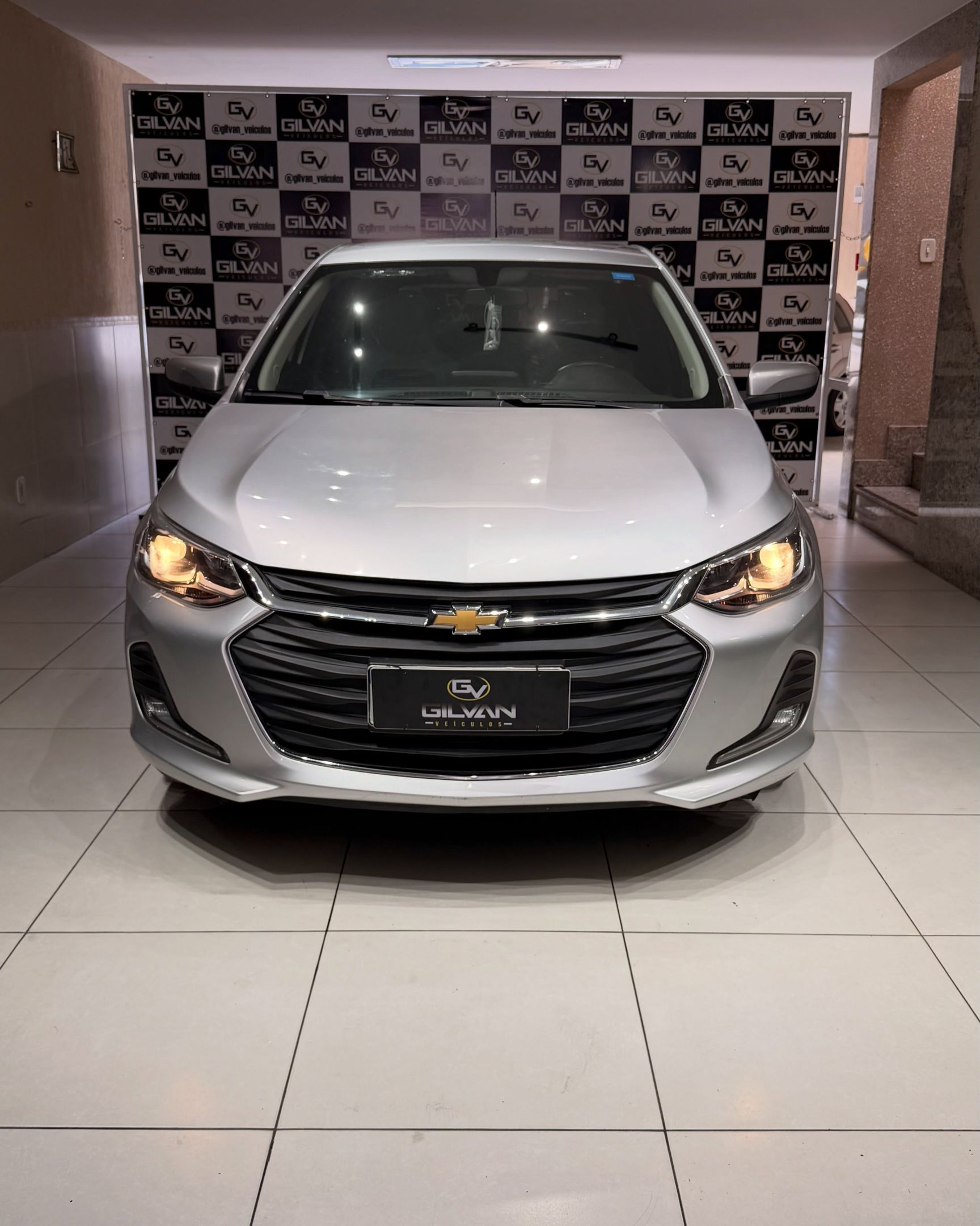 GM - Chevrolet ONIX 5