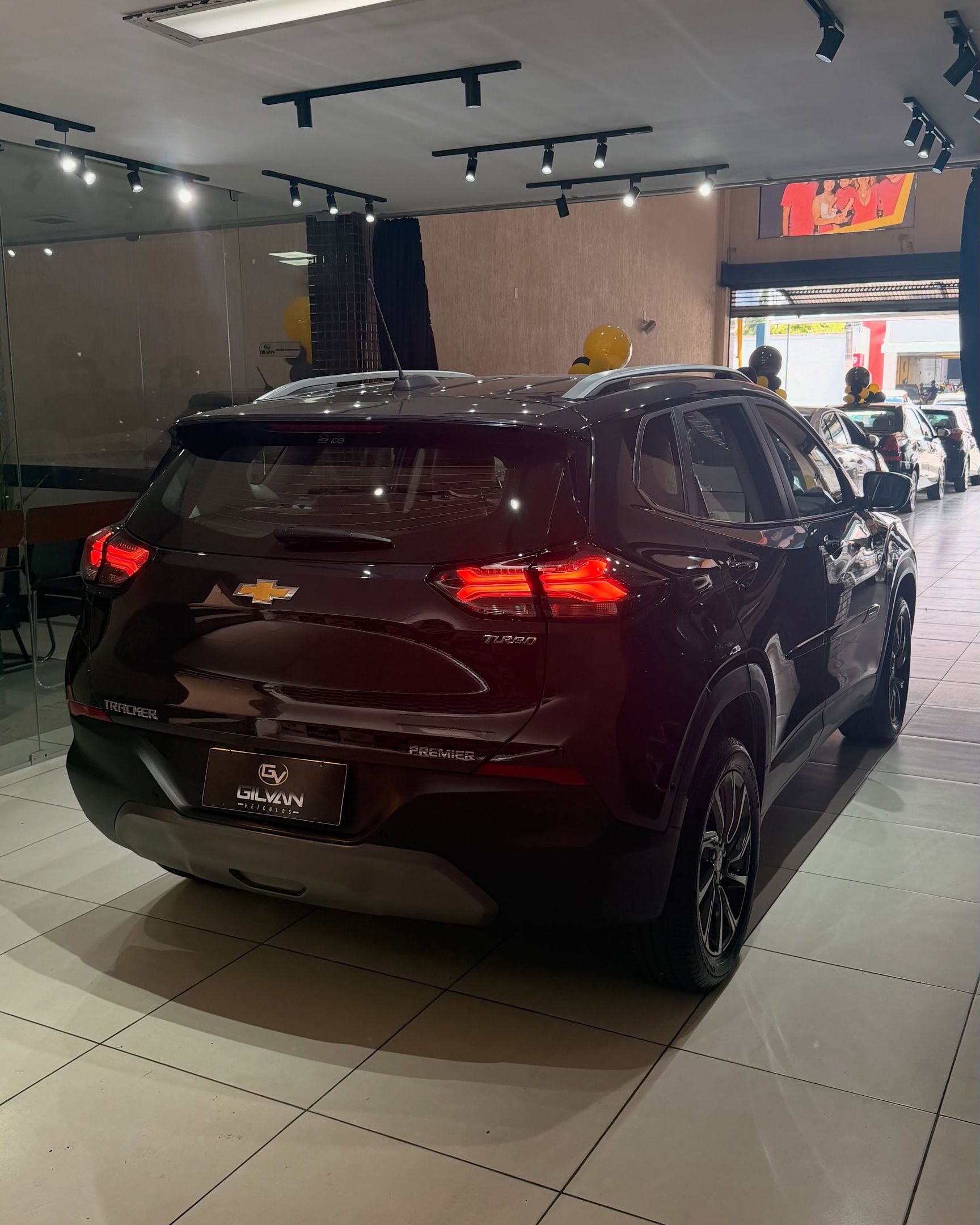 GM - Chevrolet TRACKER 9