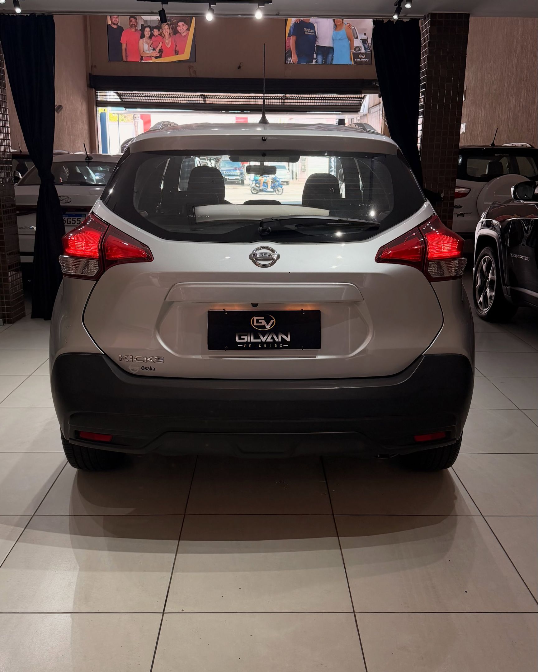 Nissan KICKS 8