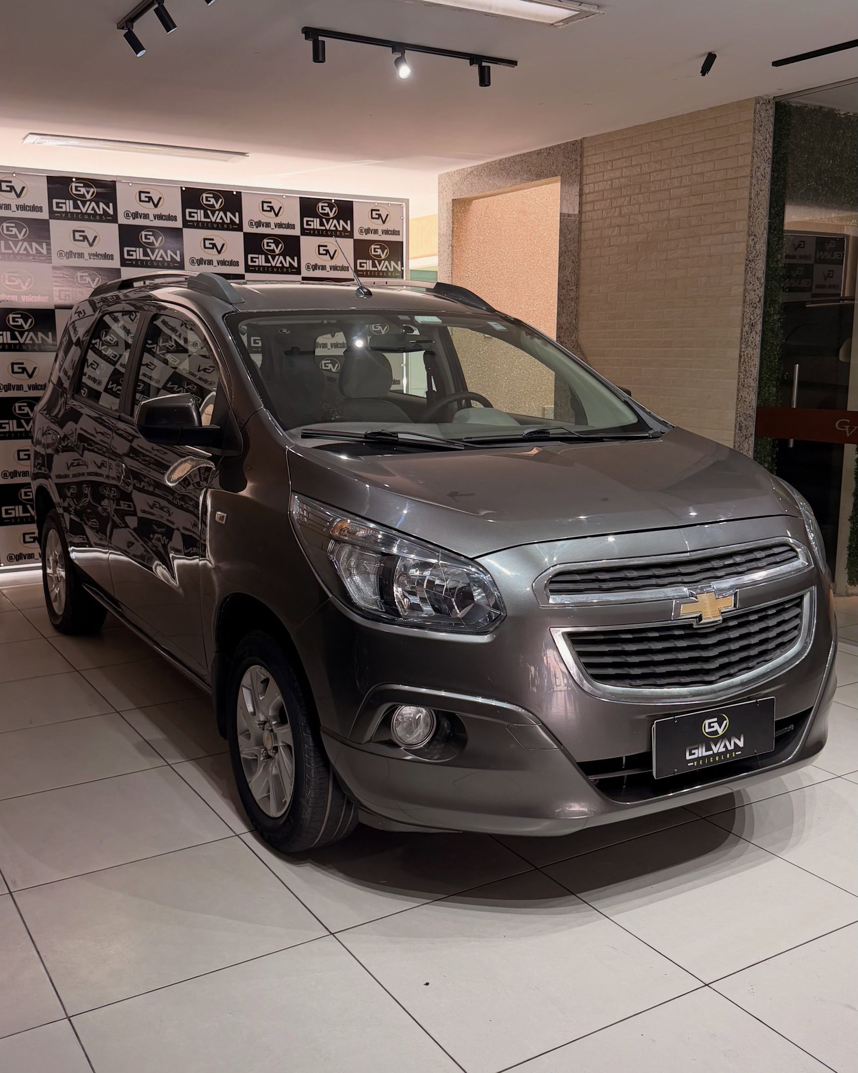GM - Chevrolet SPIN 2