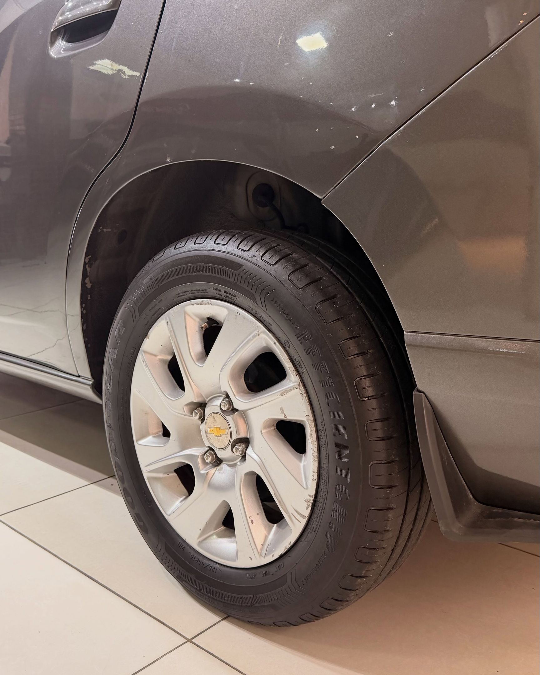 GM - Chevrolet SPIN 11