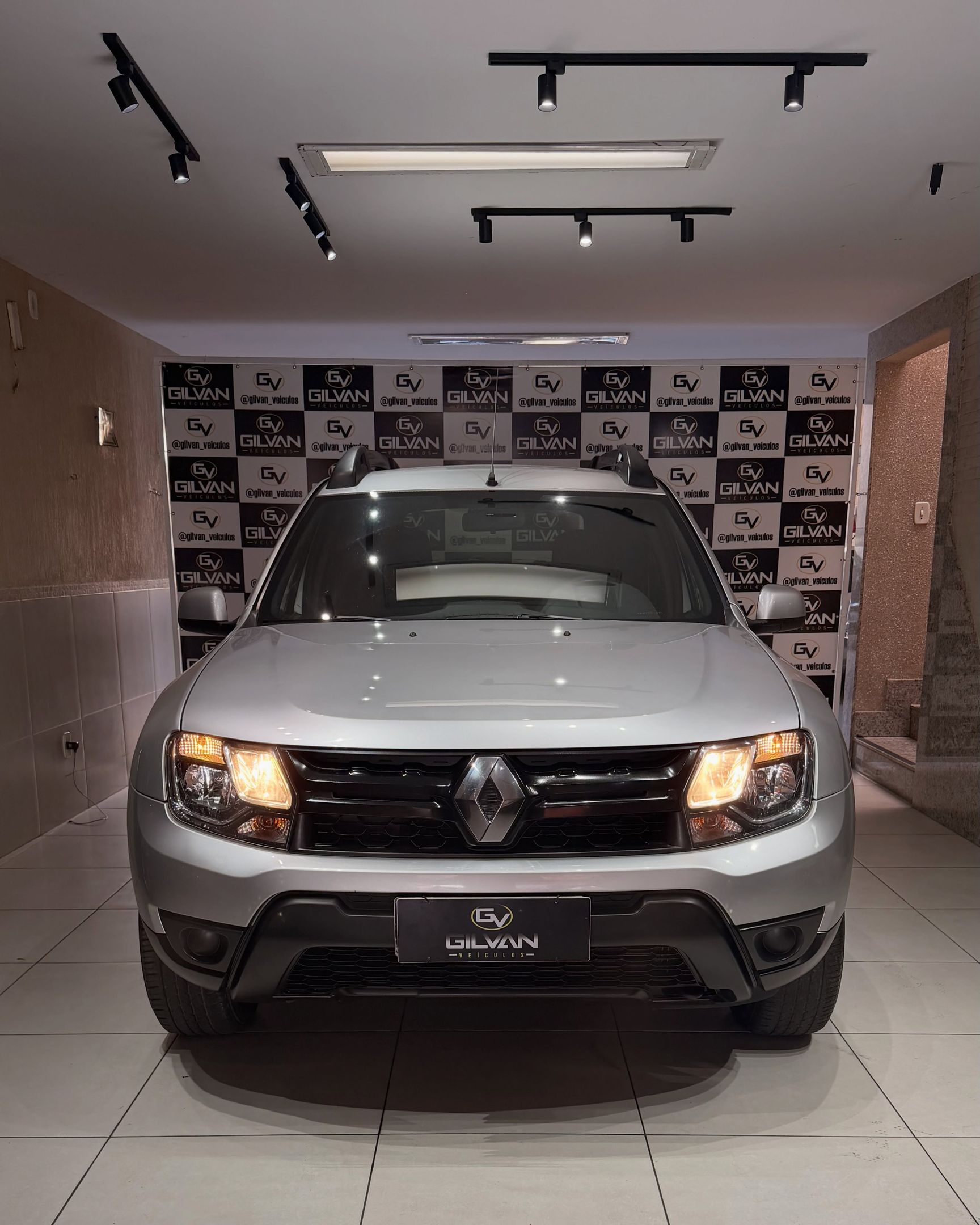 Renault DUSTER 5