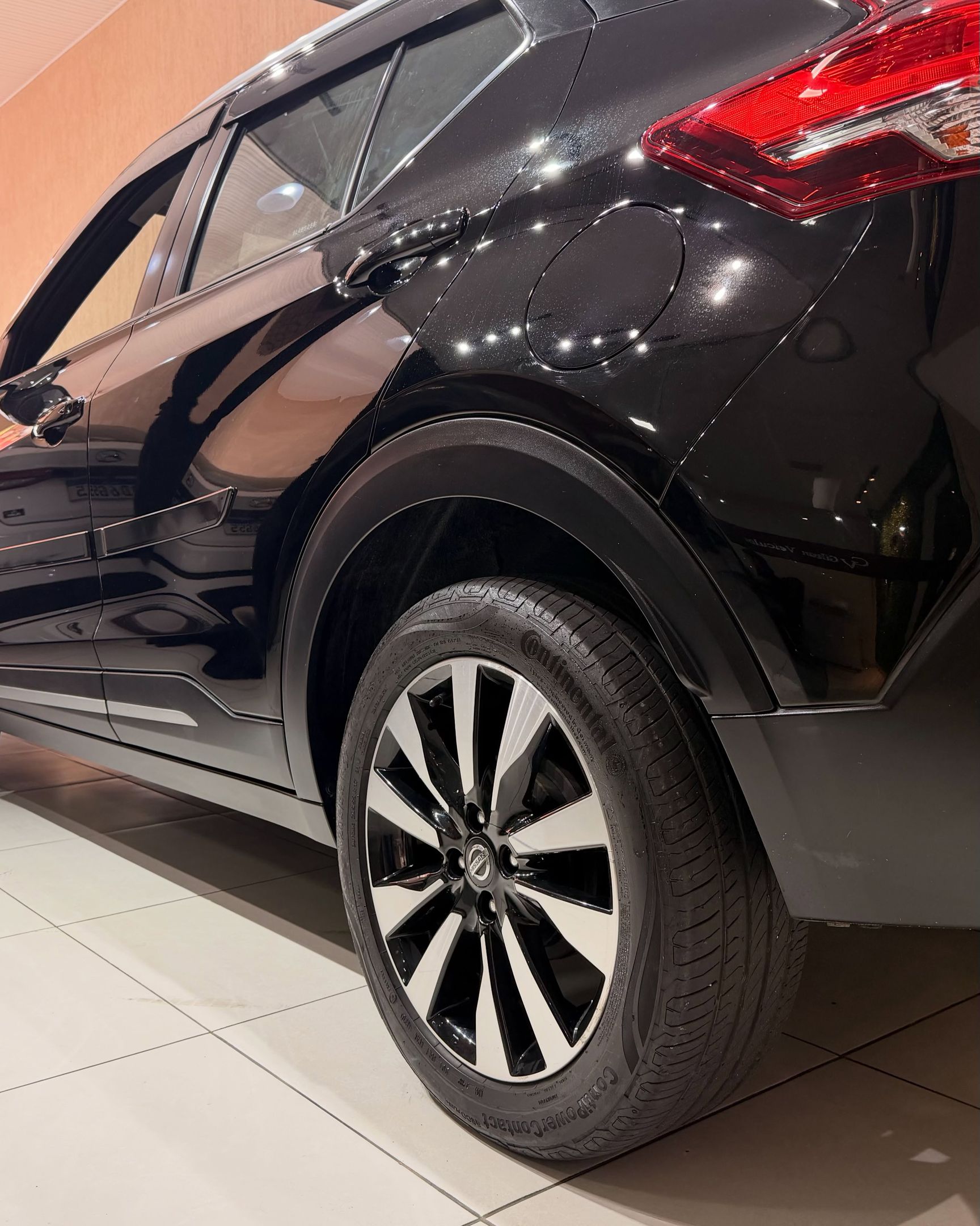 Nissan KICKS 12