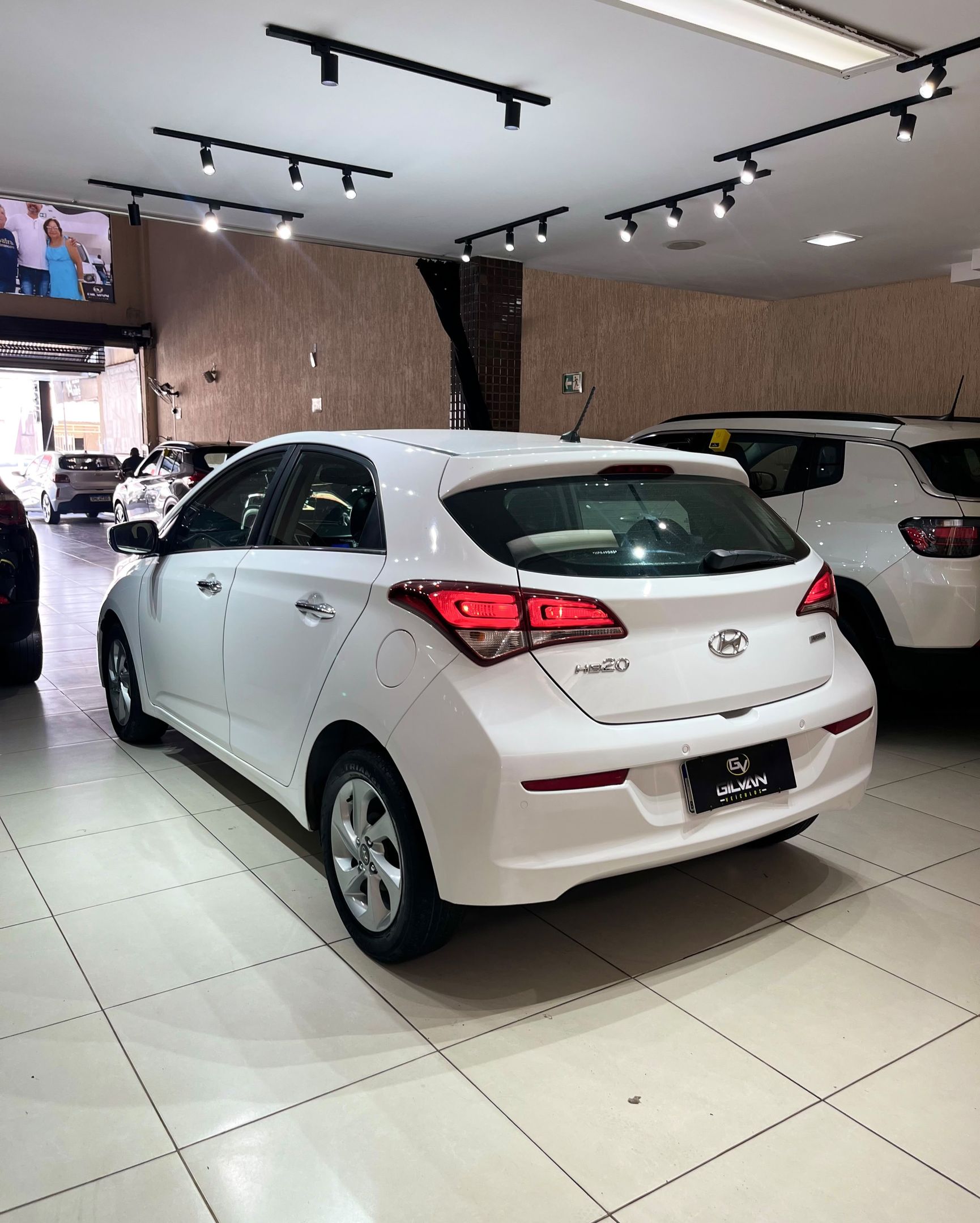 Hyundai HB20 9