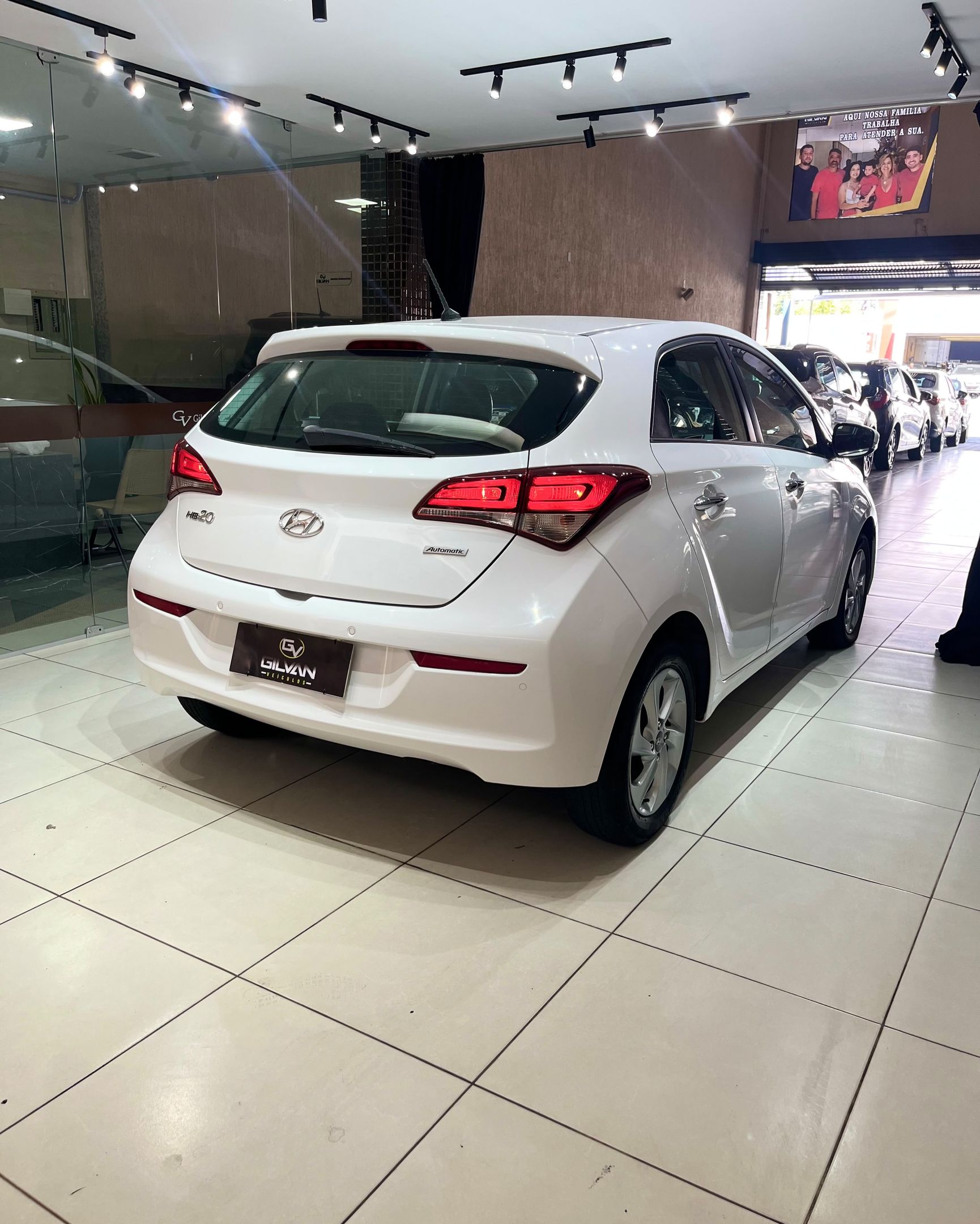 Hyundai HB20 8