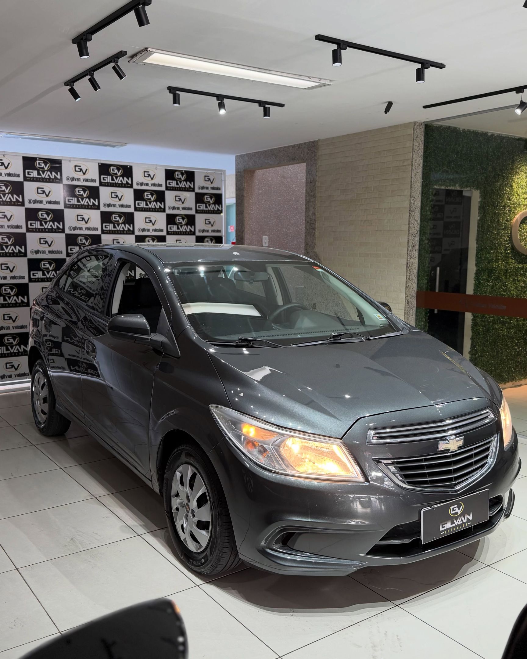 Chevrolet Onix 3