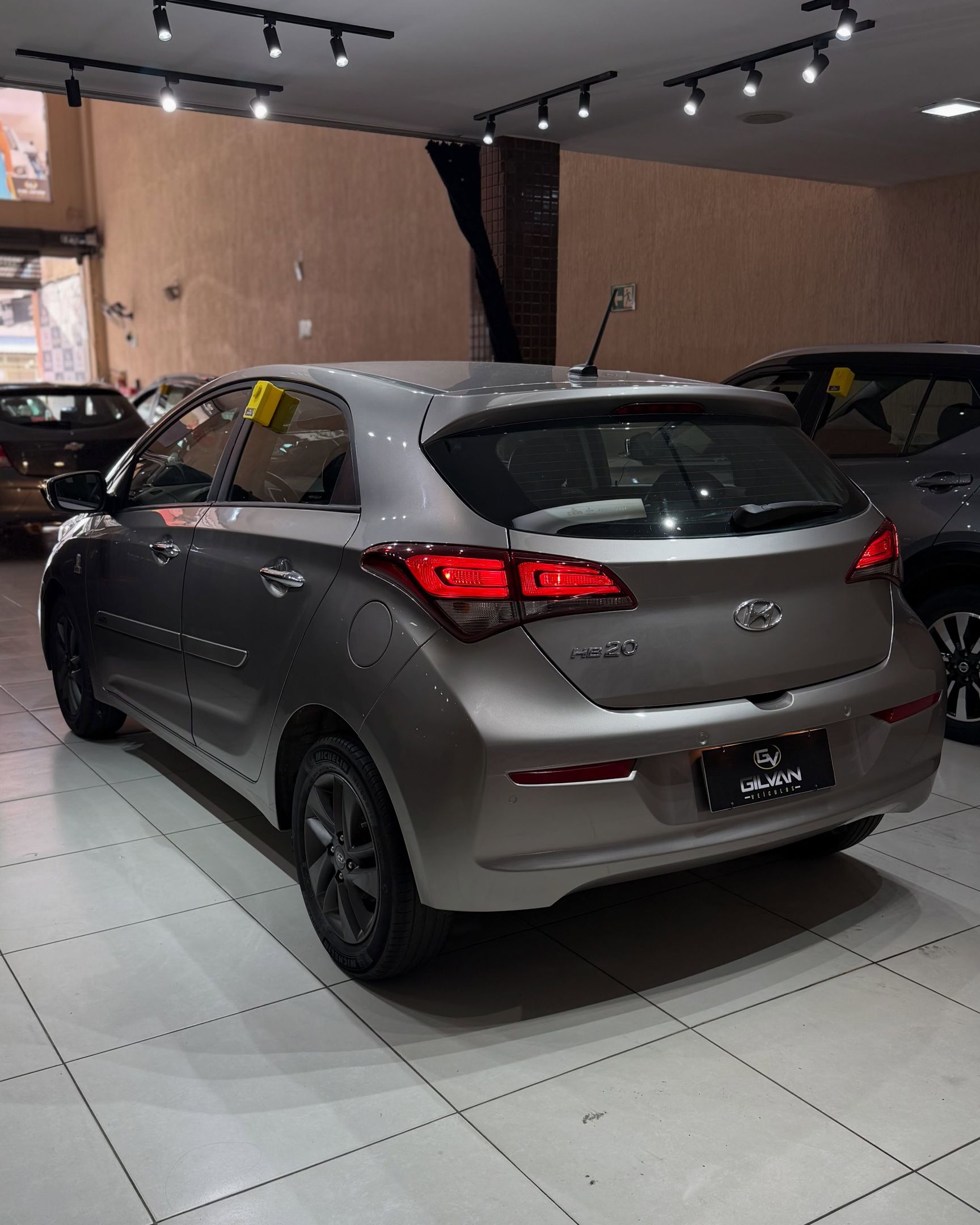 Hyundai HB20 9