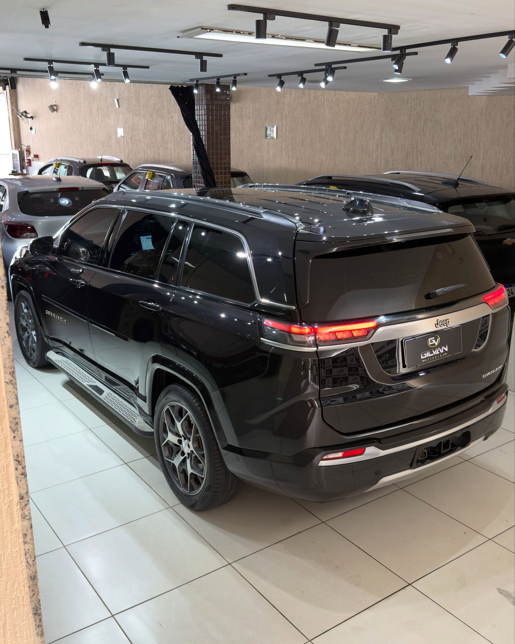 Jeep Commander 11