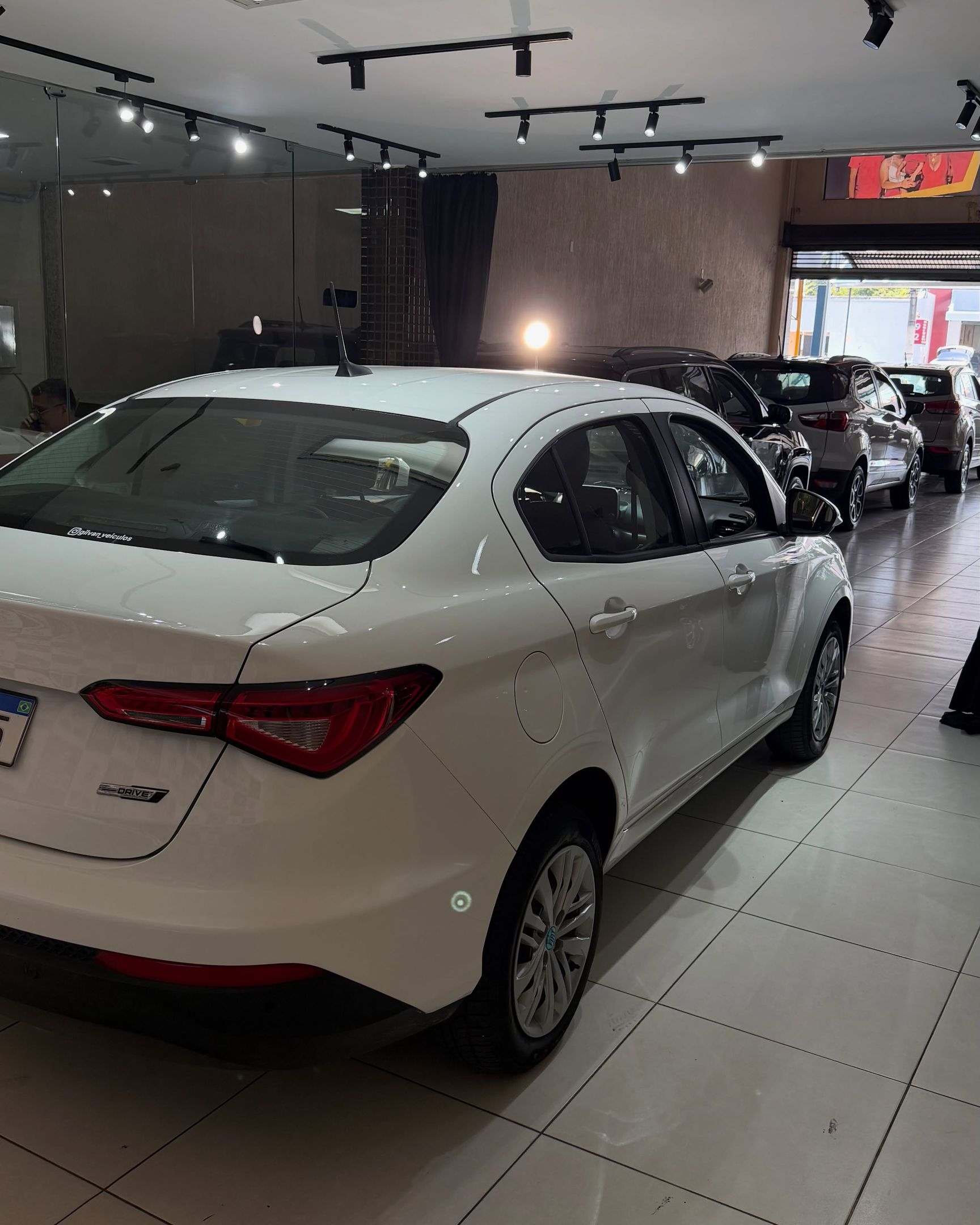 Fiat Cronos 16