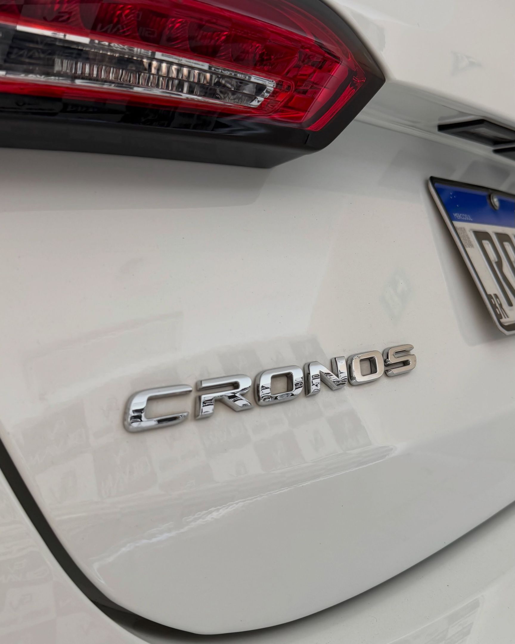 Fiat Cronos 14