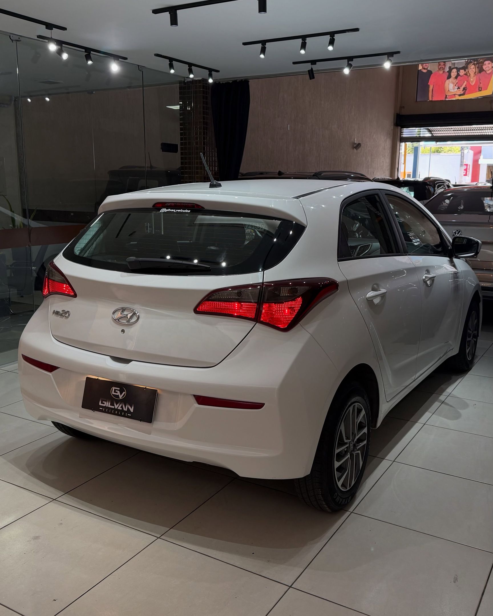 Hyundai HB20 9