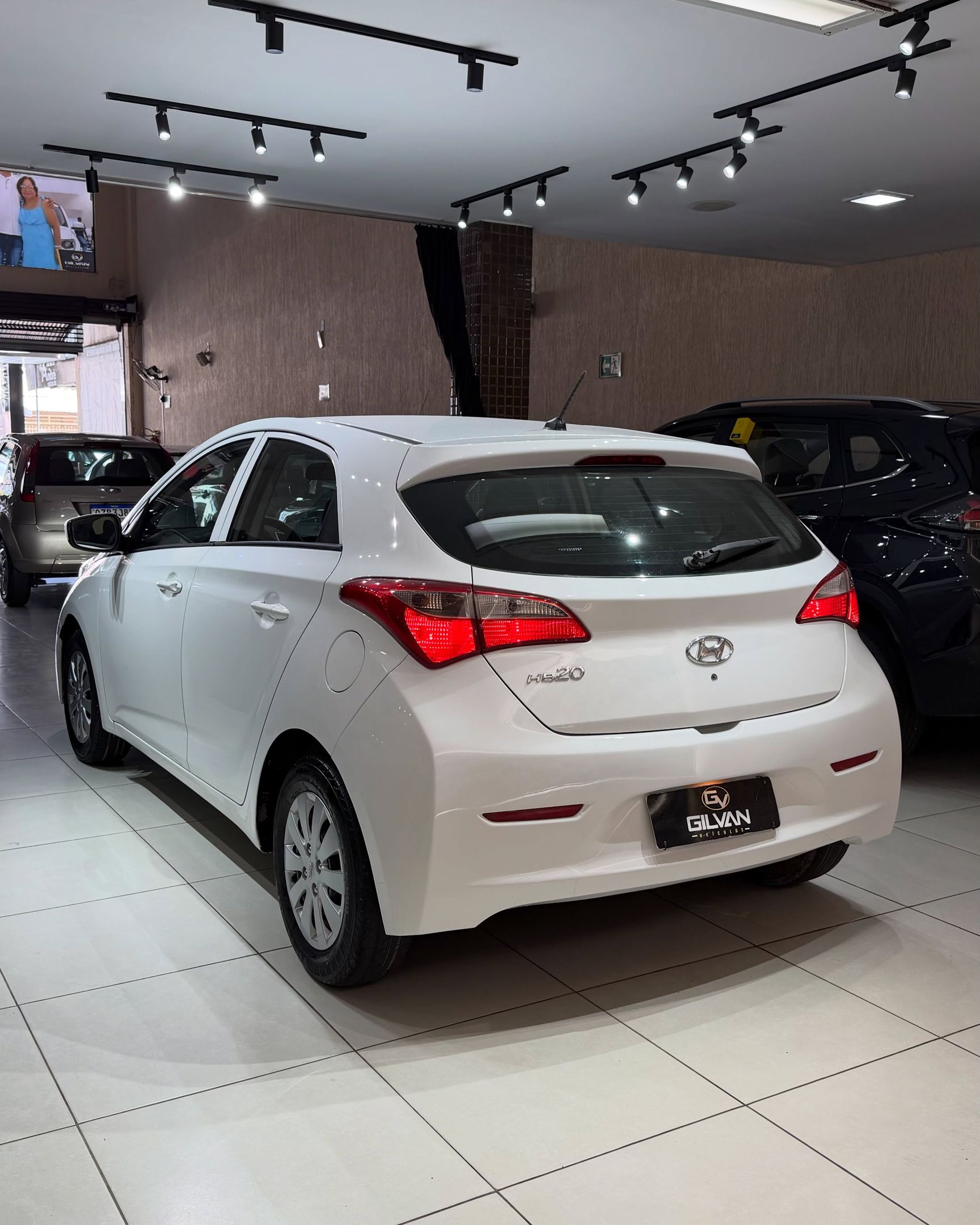 Hyundai HB20 9