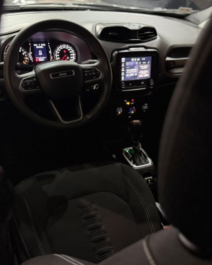 Jeep Renegade 5