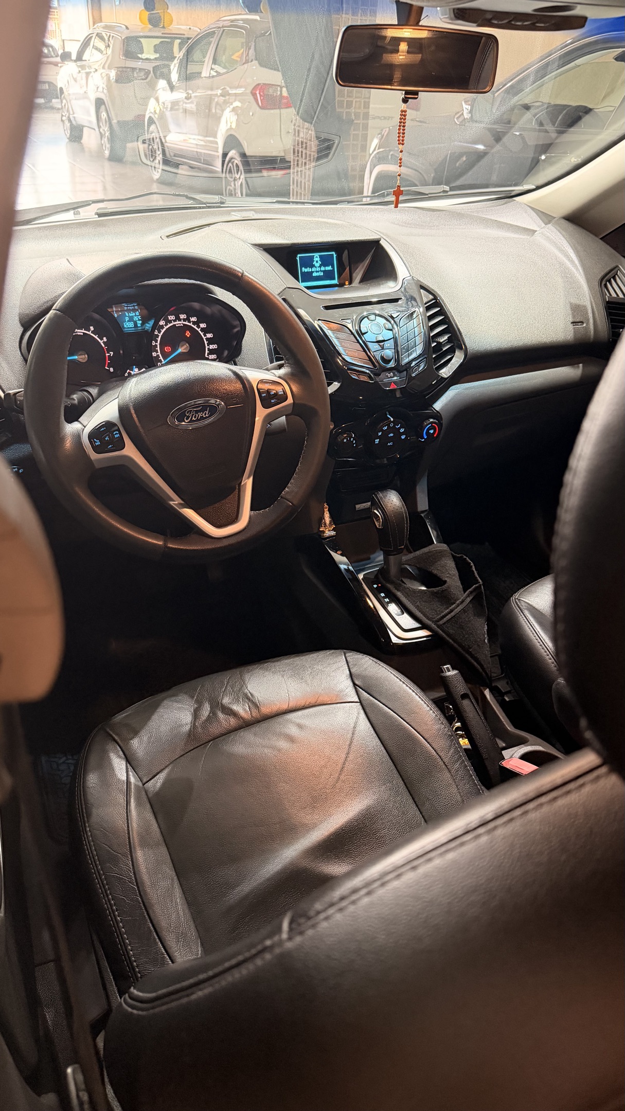 Ford EcoSport 6