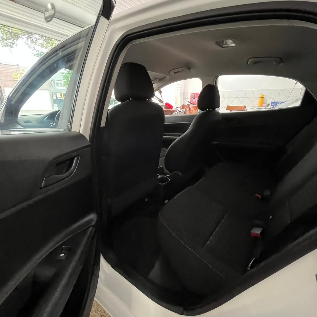 Hyundai HB20 6