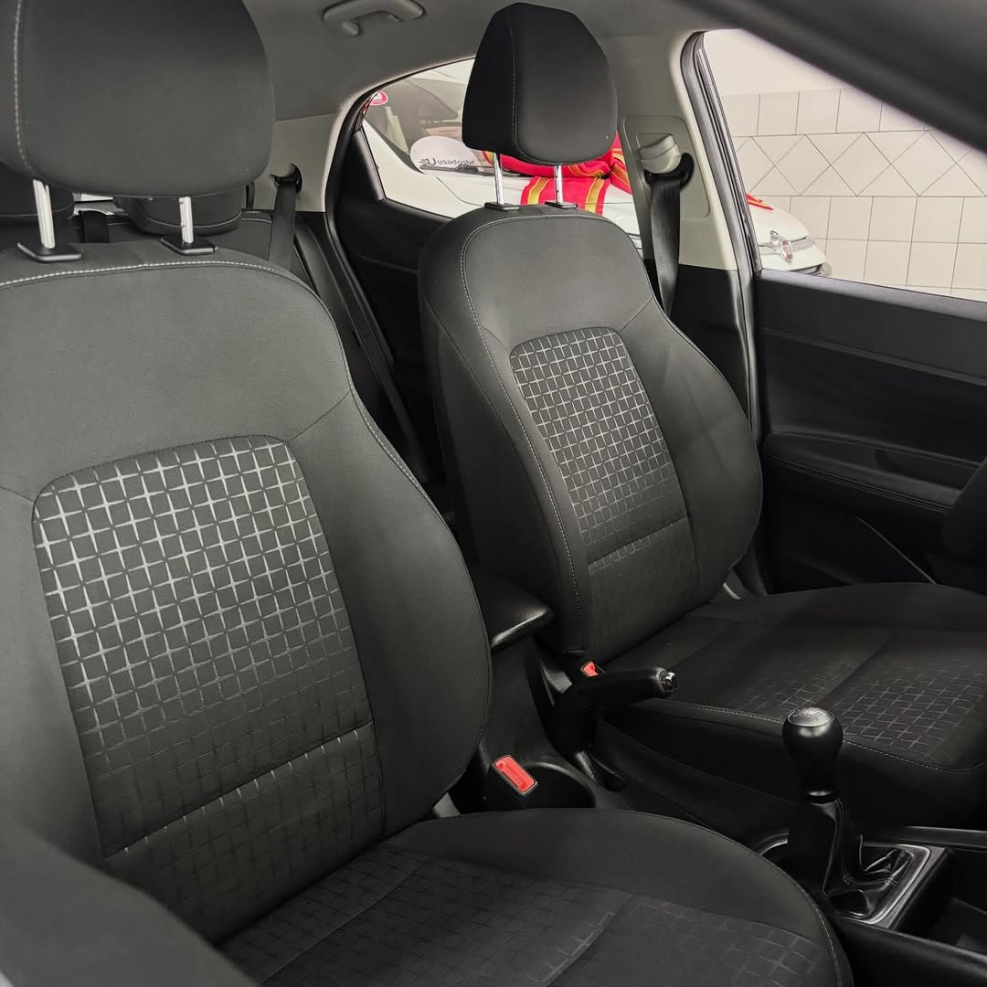 Hyundai HB20 8