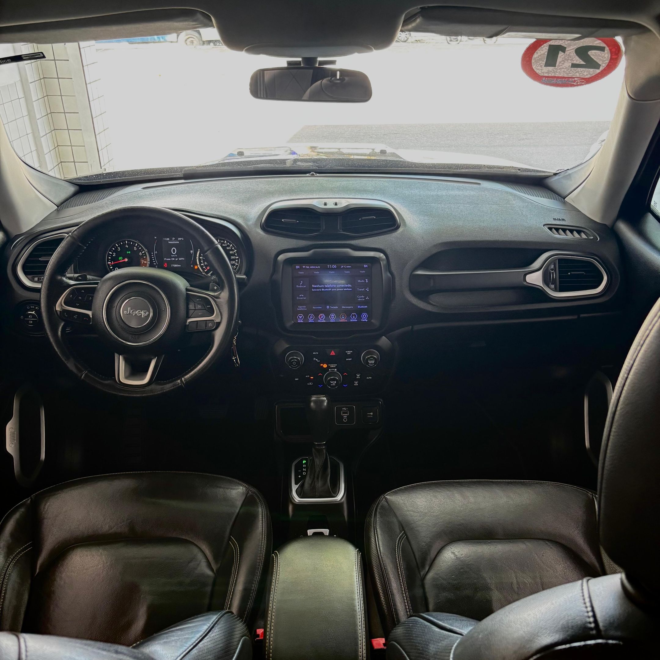 Jeep Renegade 4