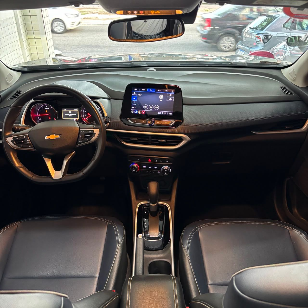 Chevrolet Tracker 3