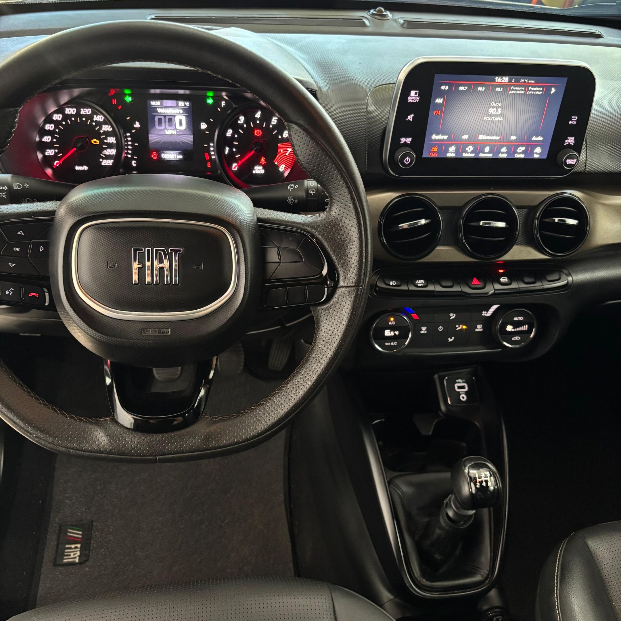 Fiat Argo 4