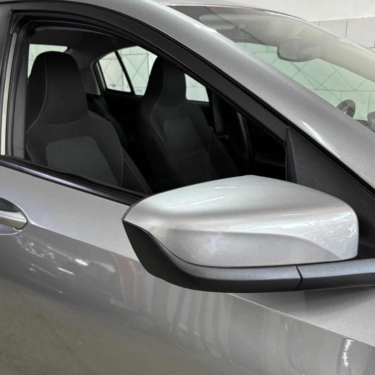 Chevrolet Onix 6
