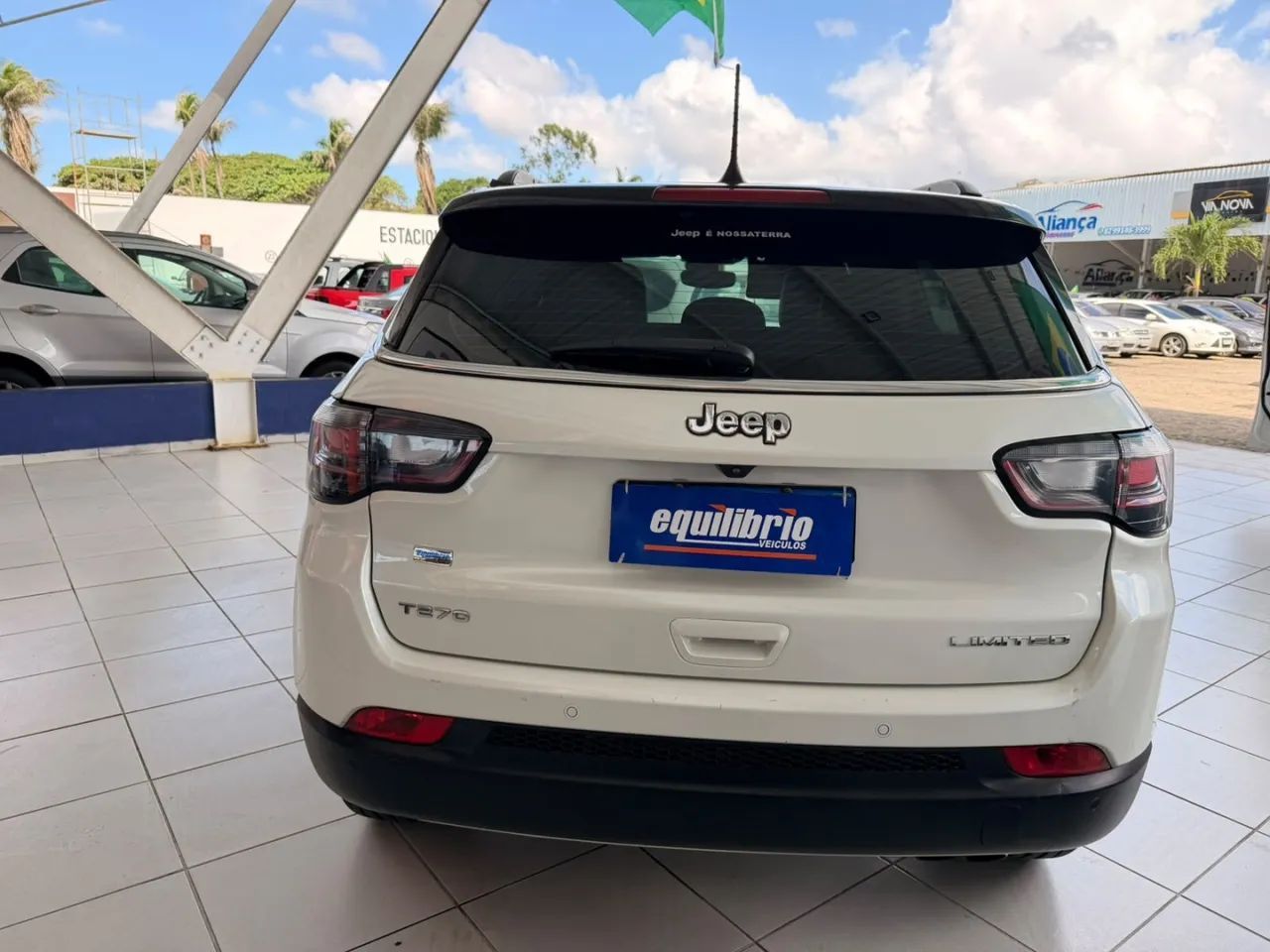 Jeep COMPASS 12