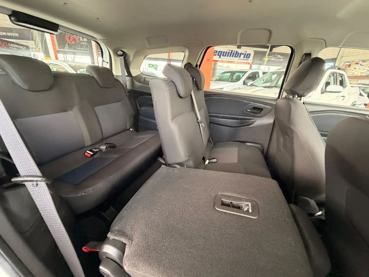 Chevrolet SPIN 11