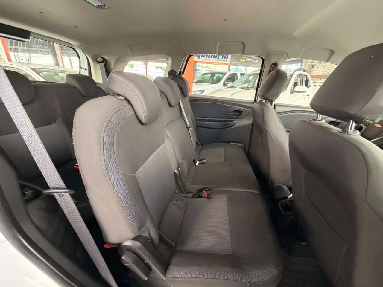 Chevrolet SPIN 13