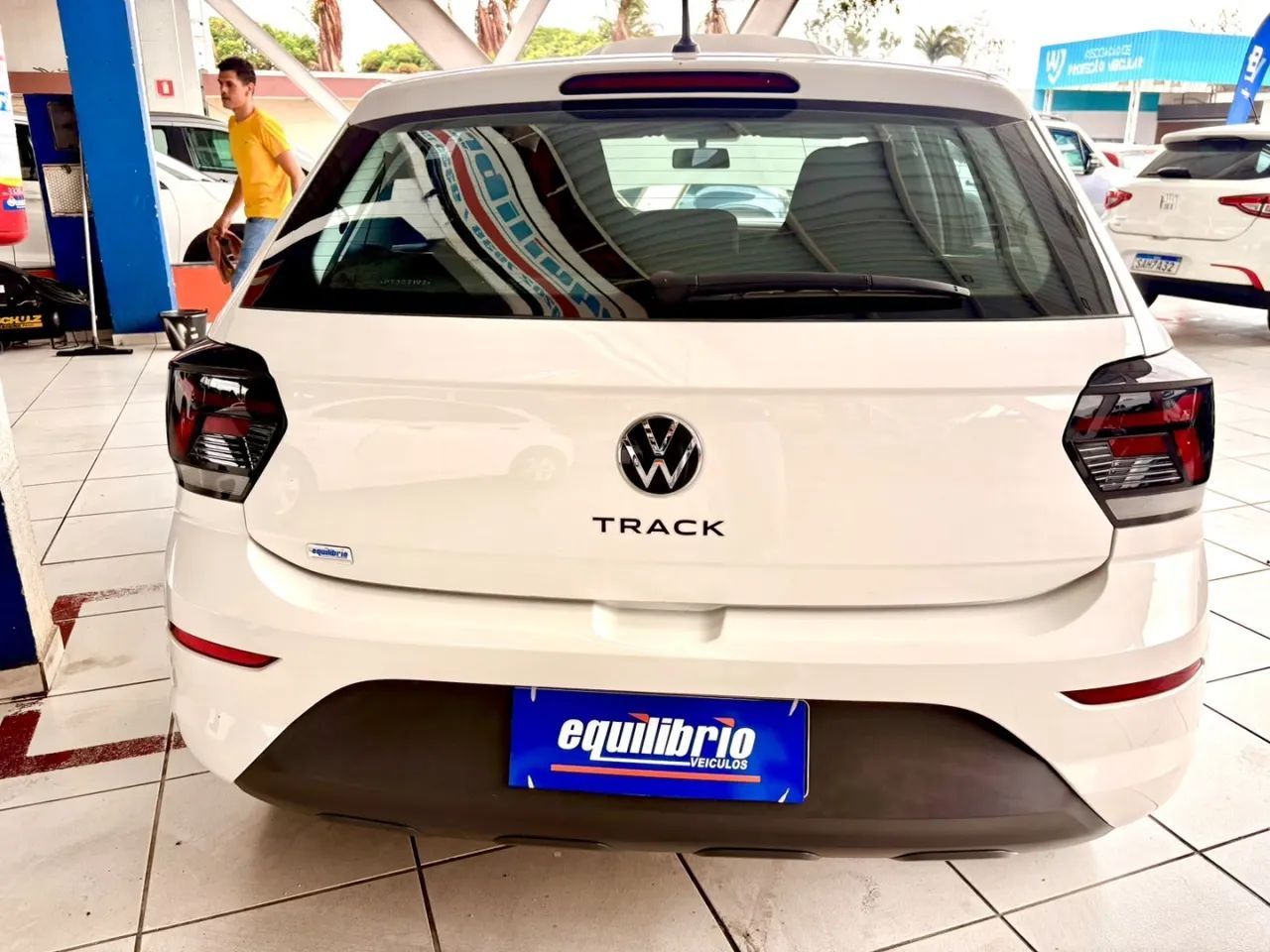 Volkswagen POLO 8