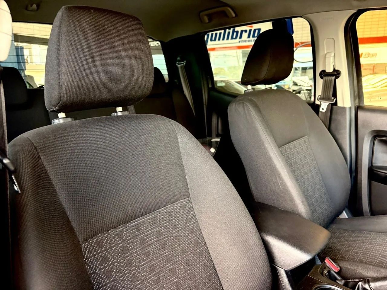 Ford RANGER 11