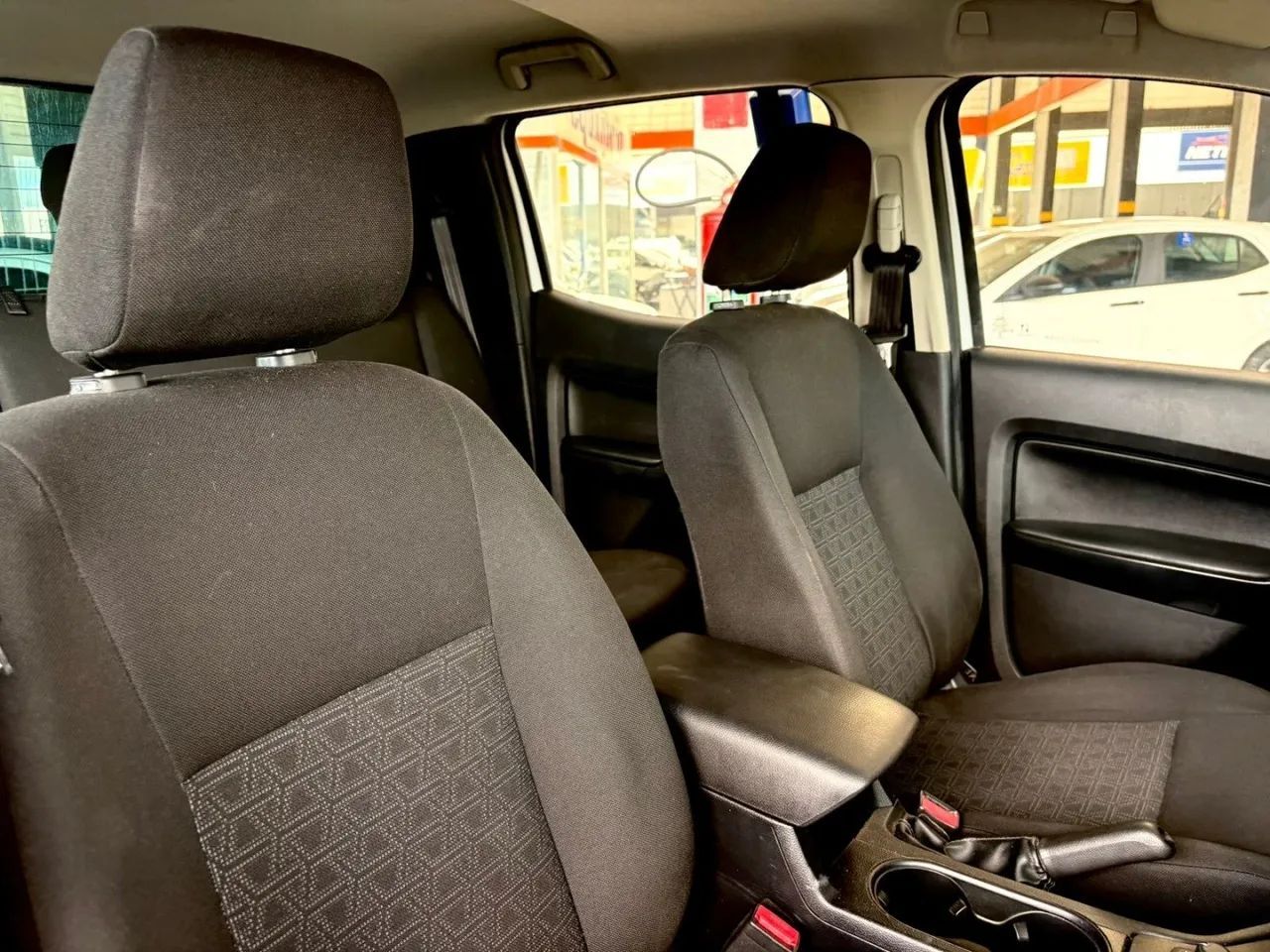 Ford RANGER 9