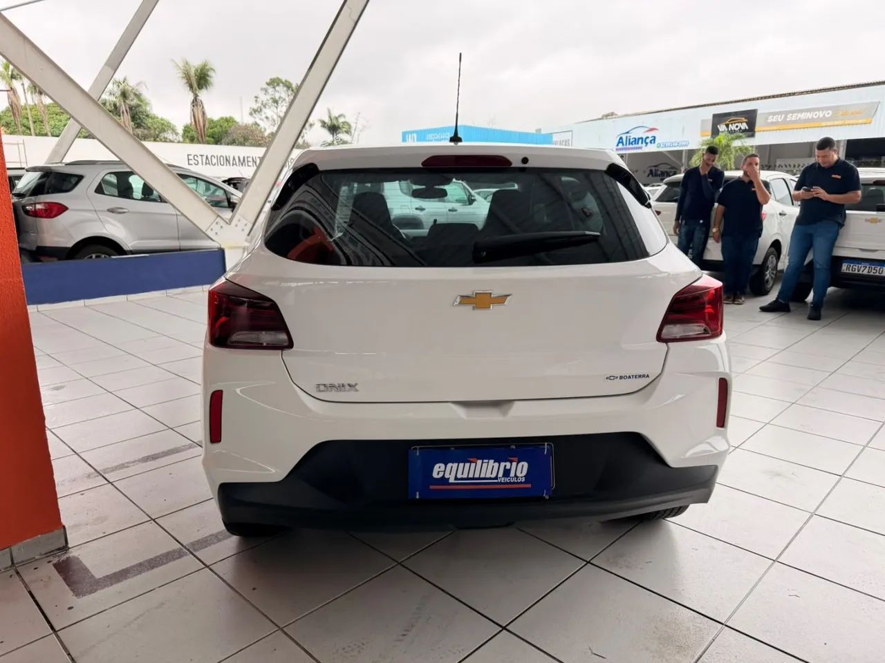 Chevrolet ONIX 5