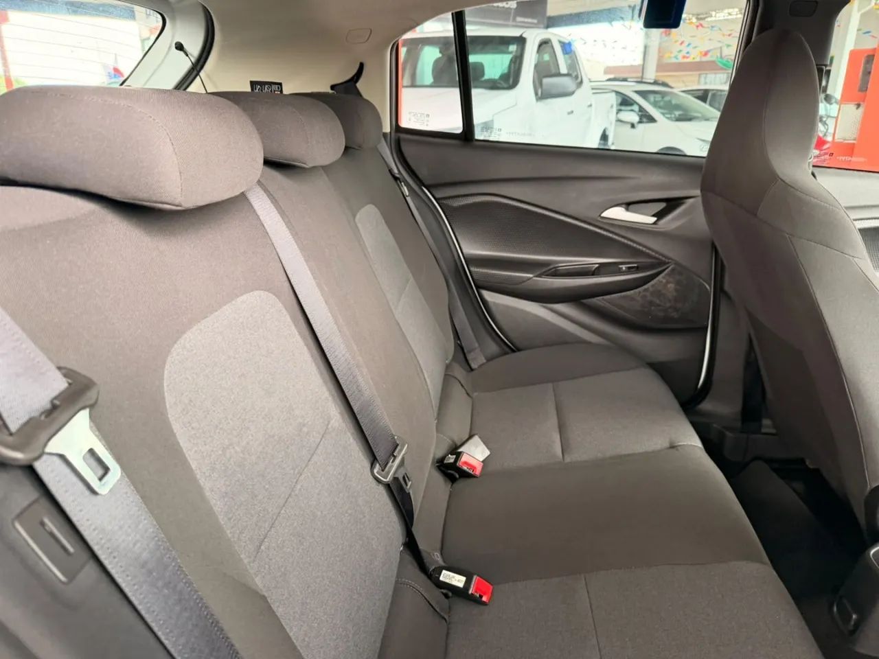 Chevrolet ONIX 8