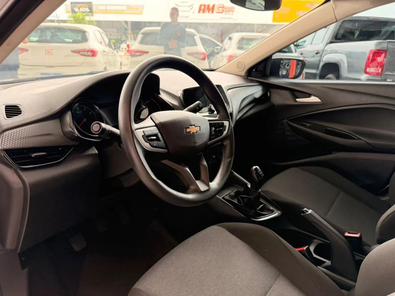 Chevrolet ONIX 15