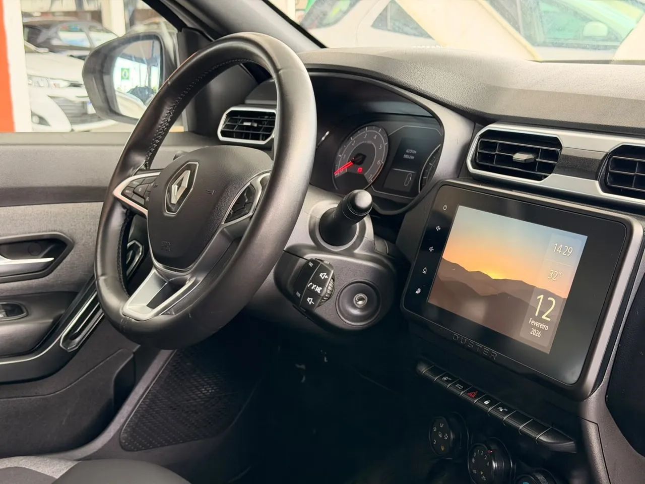 Renault DUSTER 17