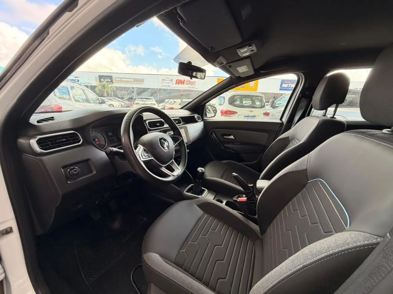 Renault DUSTER 9