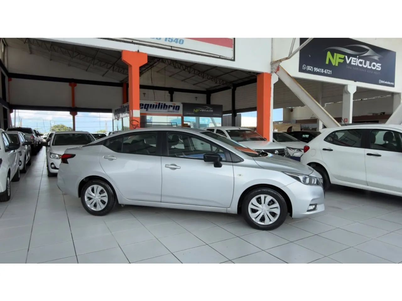 Nissan VERSA 3