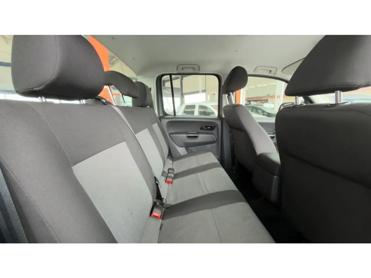 Volkswagen AMAROK 12
