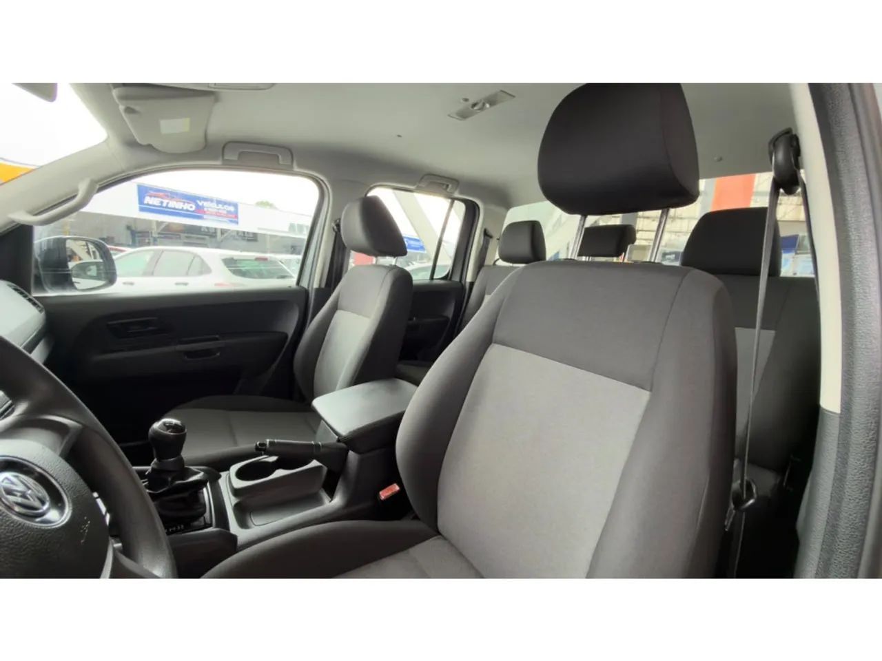 Volkswagen AMAROK 10