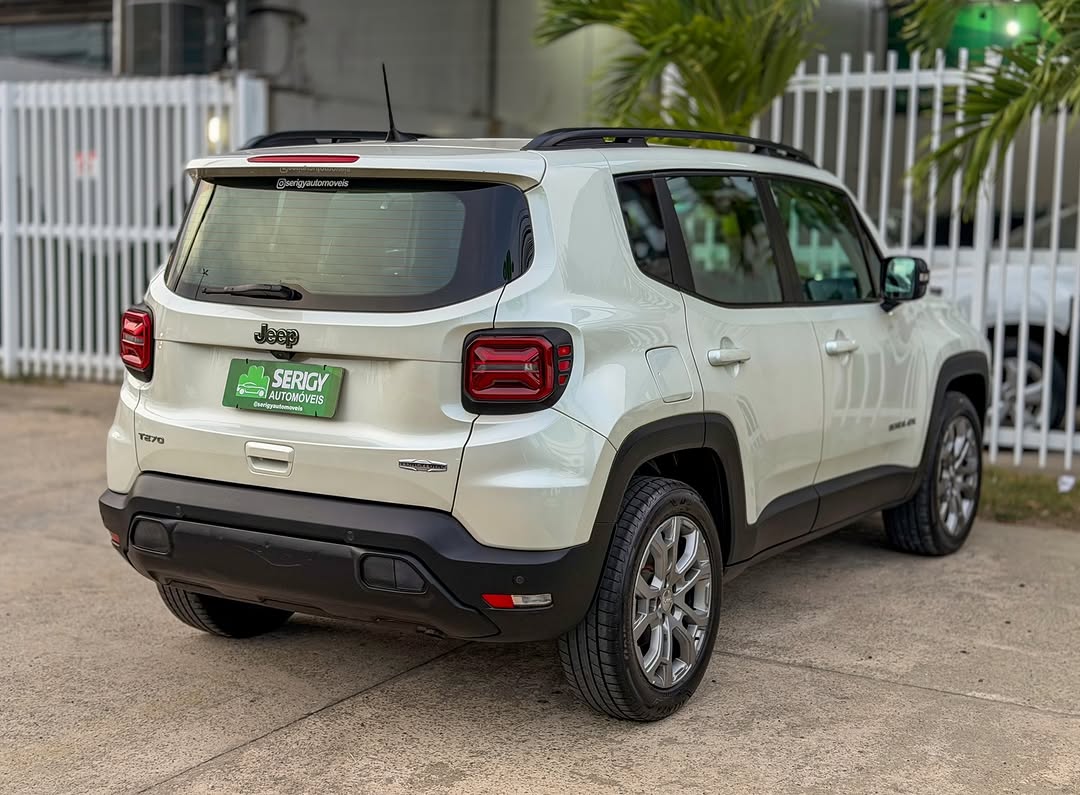 Jeep Renegade 4