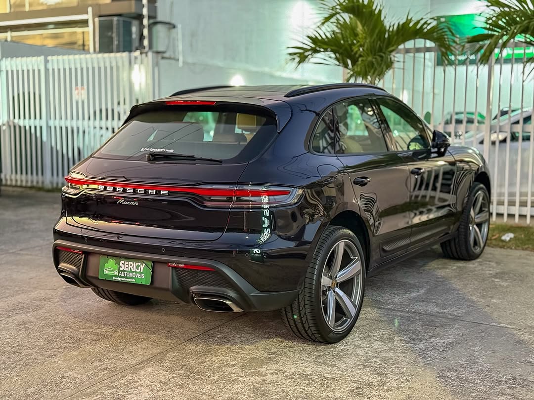 Porsche Macan 4