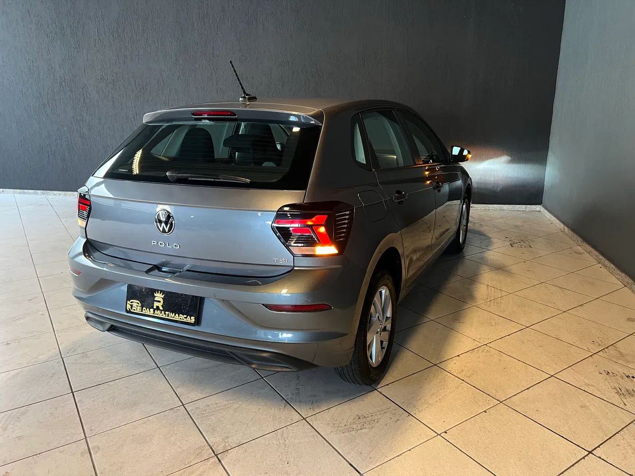 Volkswagen POLO 15