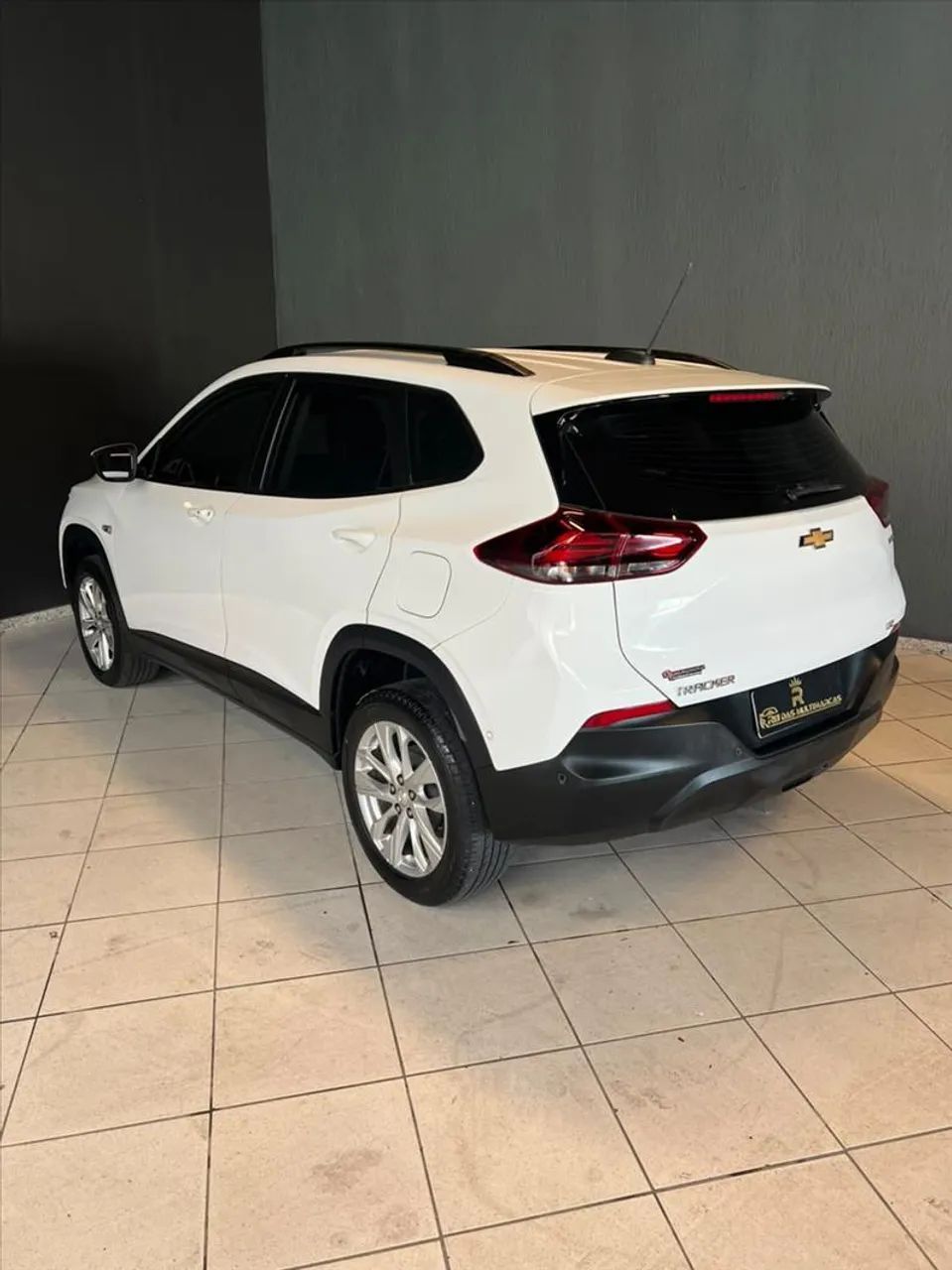 Chevrolet TRACKER 8
