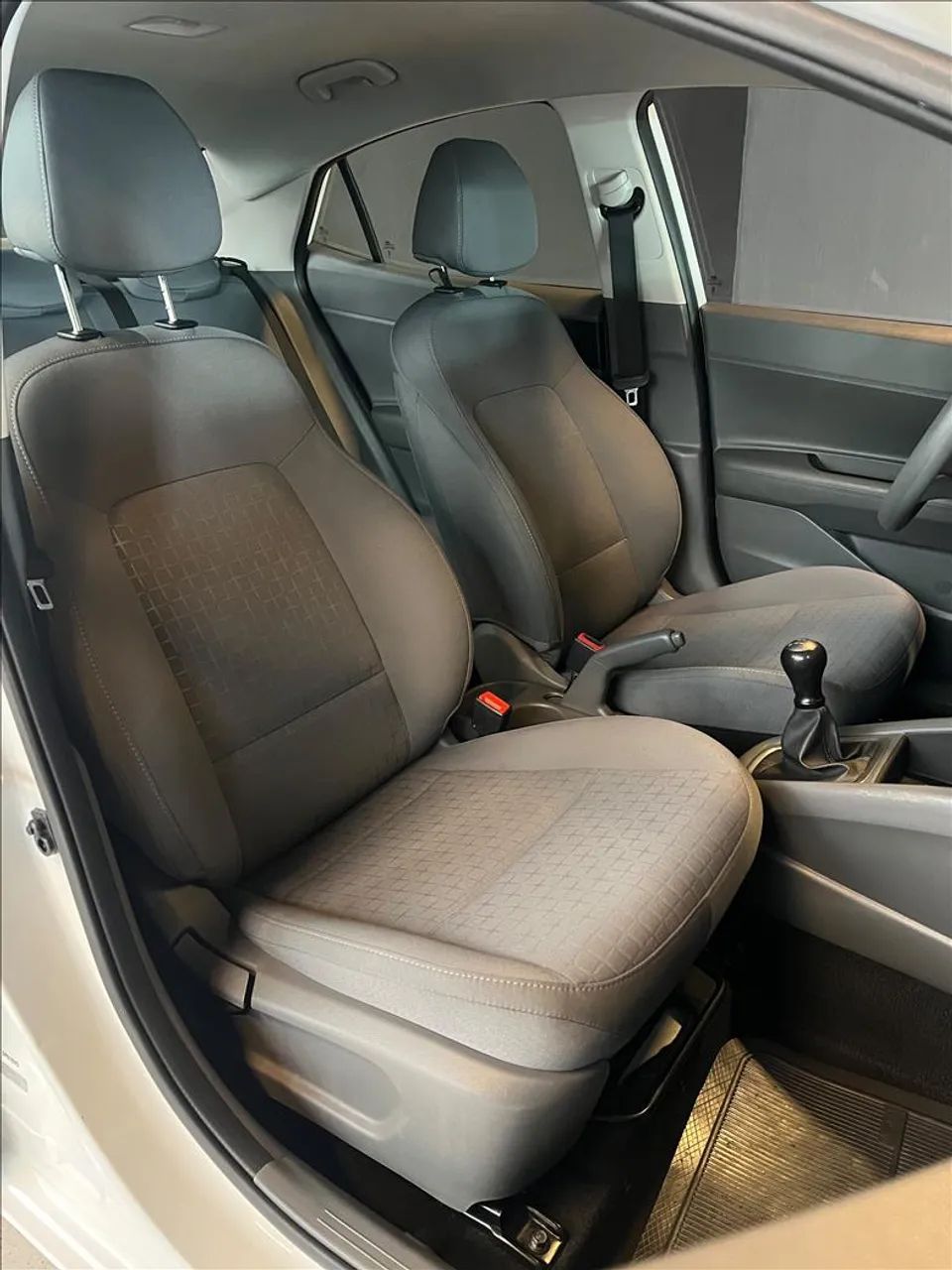 Hyundai HB20S 6