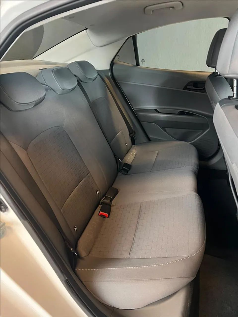 Hyundai HB20S 7
