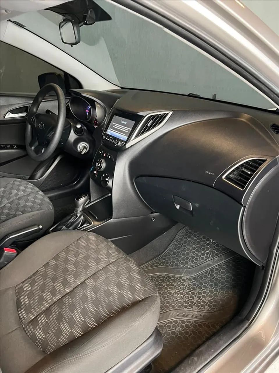 Hyundai HB20 5